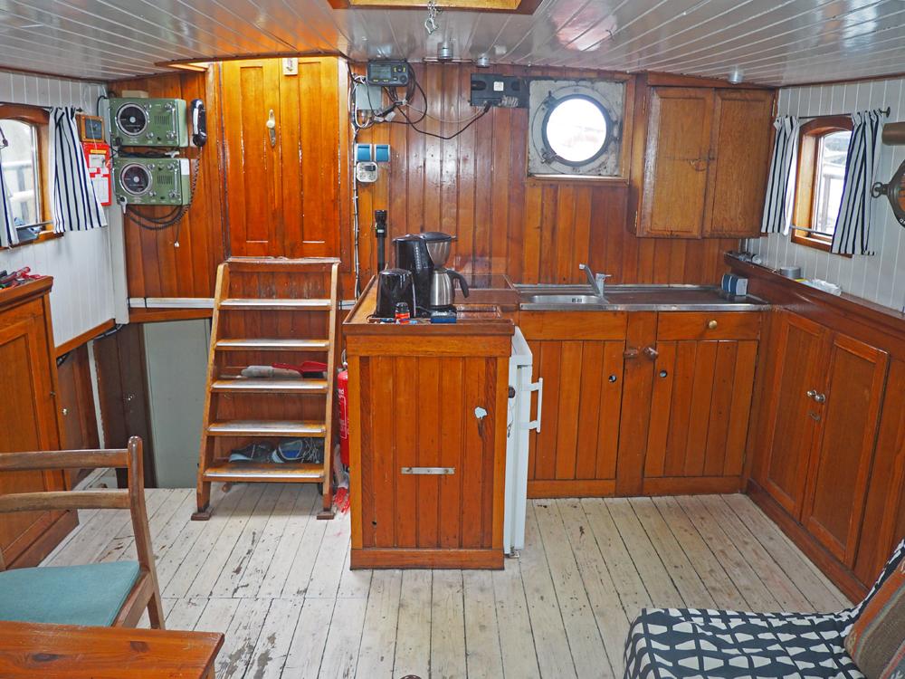 Salon, H&eacute;bergements